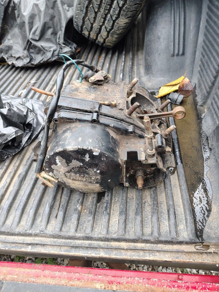 Read the description , Yamaha motor $200/bestoffer or trade