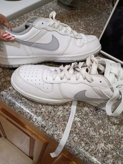 Nike Shoes White N Gray