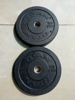 NEW - Titan Fitness 45 LB Crumb Rubber Bumper Plates - Pair (90 lbs Total)