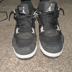 Nike Air Jordan 4 Retro Se  Negotiable