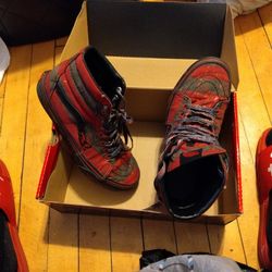 Size 5.5 - VANS Sk8-Hi House of Terror The Nightmare on Elm Street 2021
