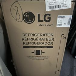LG Mini Refrigerator 