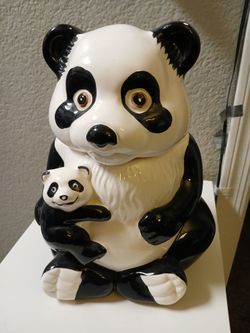 Vintage panda bear moma and baby cookie jar