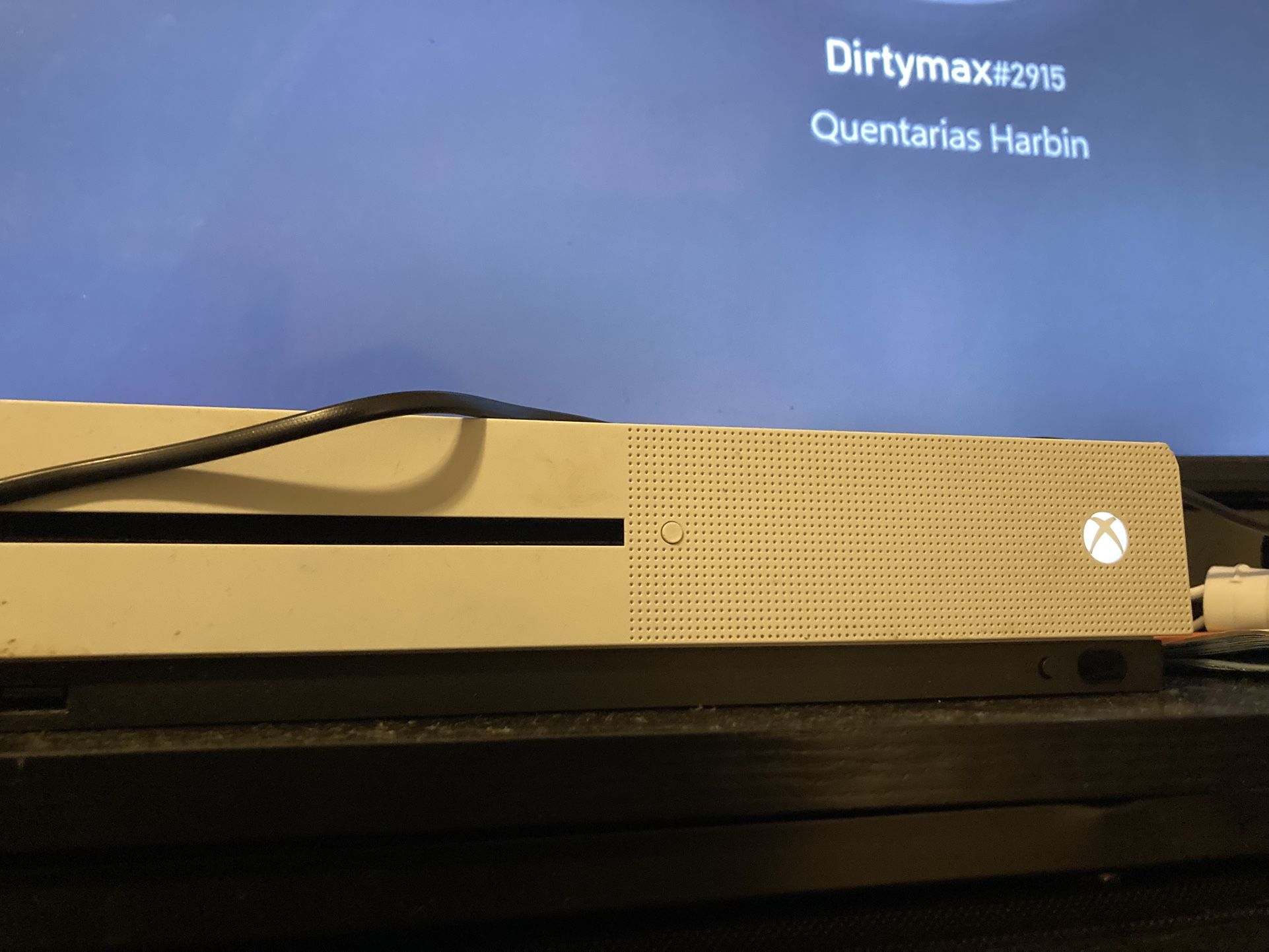 Xbox One S