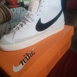 Shoes Size 13
