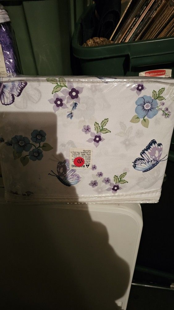 Butterfly Full Shert Set