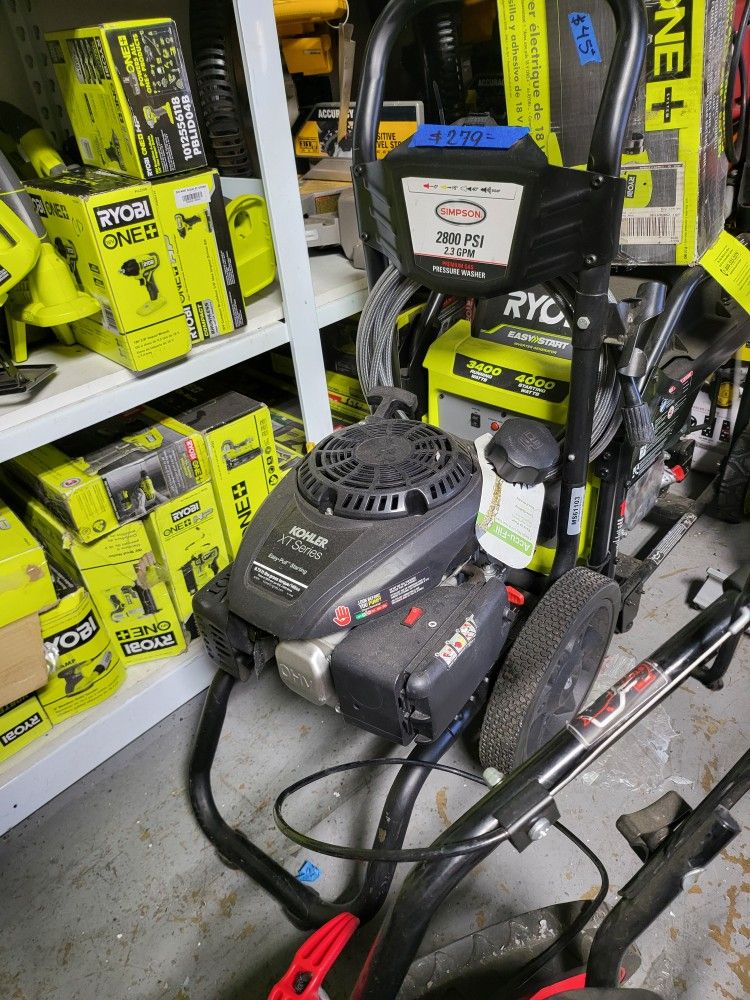 SIMPSON GAS 2800 PSI PRESSURE WHASHER