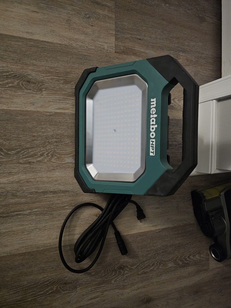 Metabo HPT 10,000 Lumen Work Light