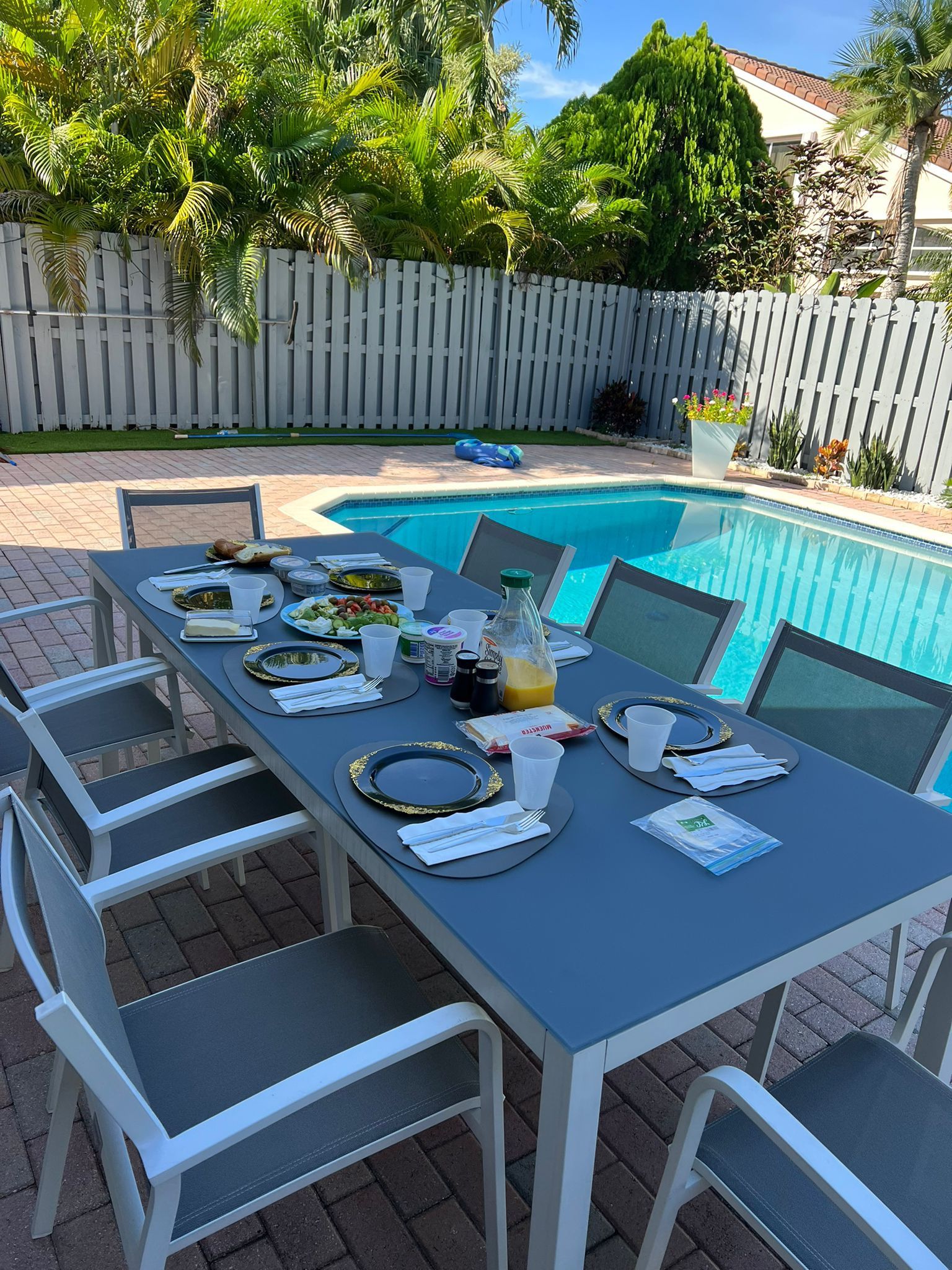 Outdoor Table With 8 Chairs 