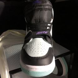 Jordan Legacy 312 Igloo 