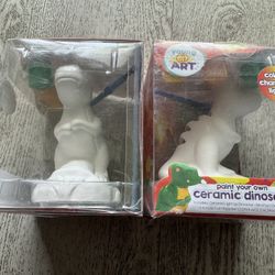 2 ceramic dinosaurs
