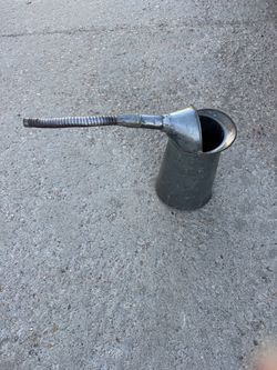 vintage galvanized metal oil can - 1 gal