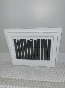 White Metal HVAC Wall Register, 15 x 12 in, Adjustable Louvers