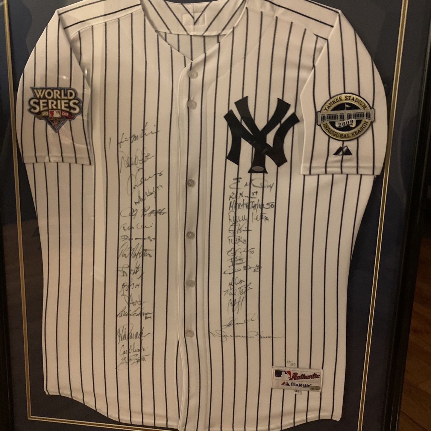 New York Yankees 2009 Team Signed World Series Jersey Framed, 19/50,  Steiner COA for Sale in Spring Valley, NY - OfferUp