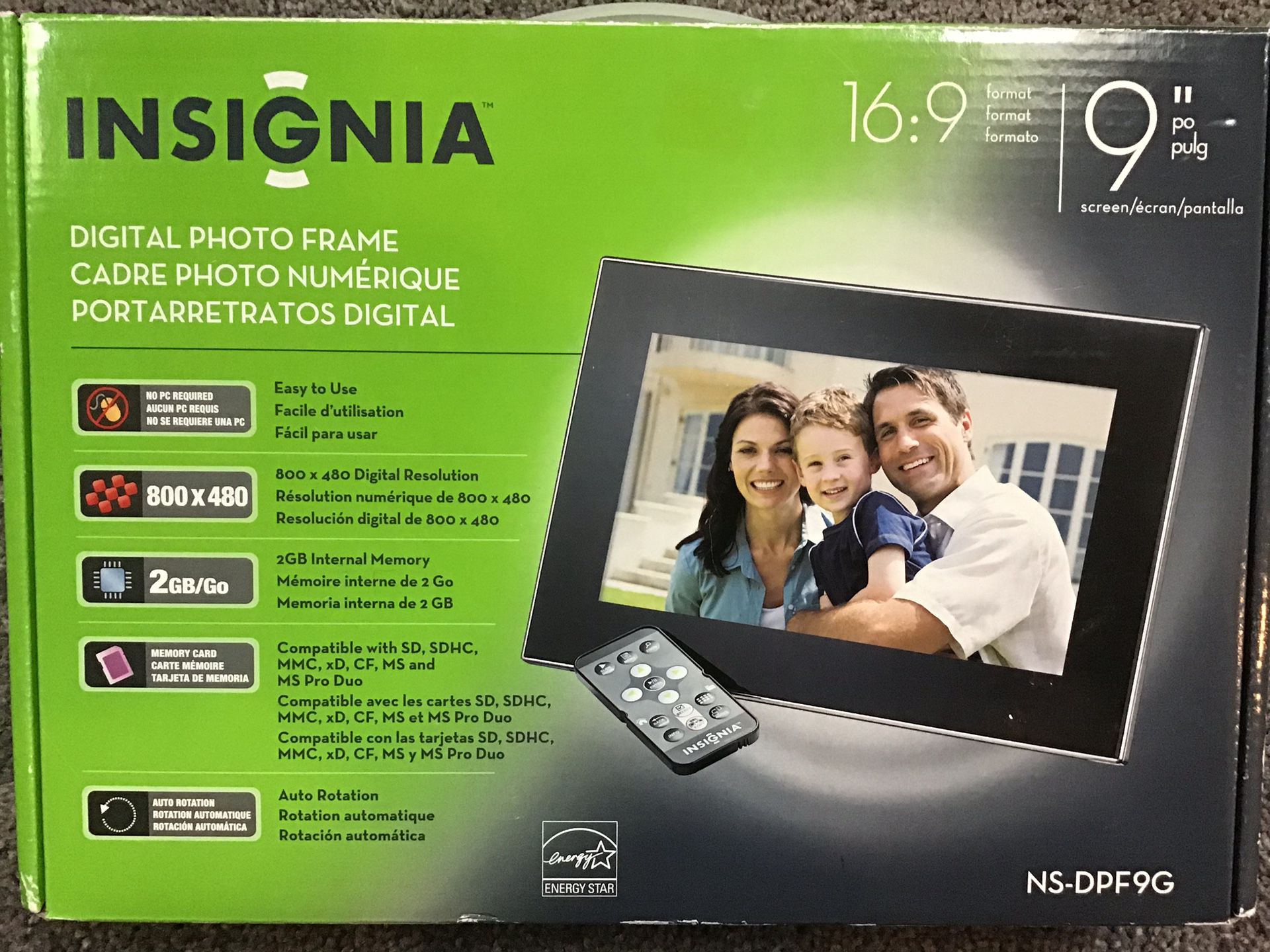 Insignia 9” digital picture frame
