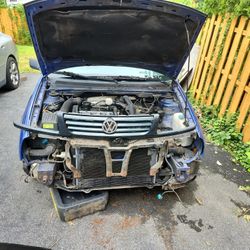 Upper Part Of 98 Jetta Tdi Bumper With Emblem