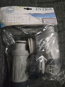 Above ground pool valves