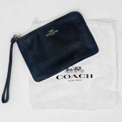 COACH Midnight Blue Leather Corner Zip Wristlet with Dust Bag