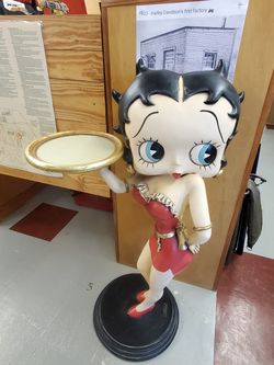 2001 Hearst Betty Boop 36" Waitress Figure