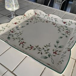 BEAUTIFUL  Pfaltzgraff Platter