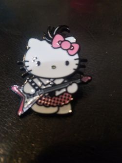 Hello Kitty Hat/Lapel Pin