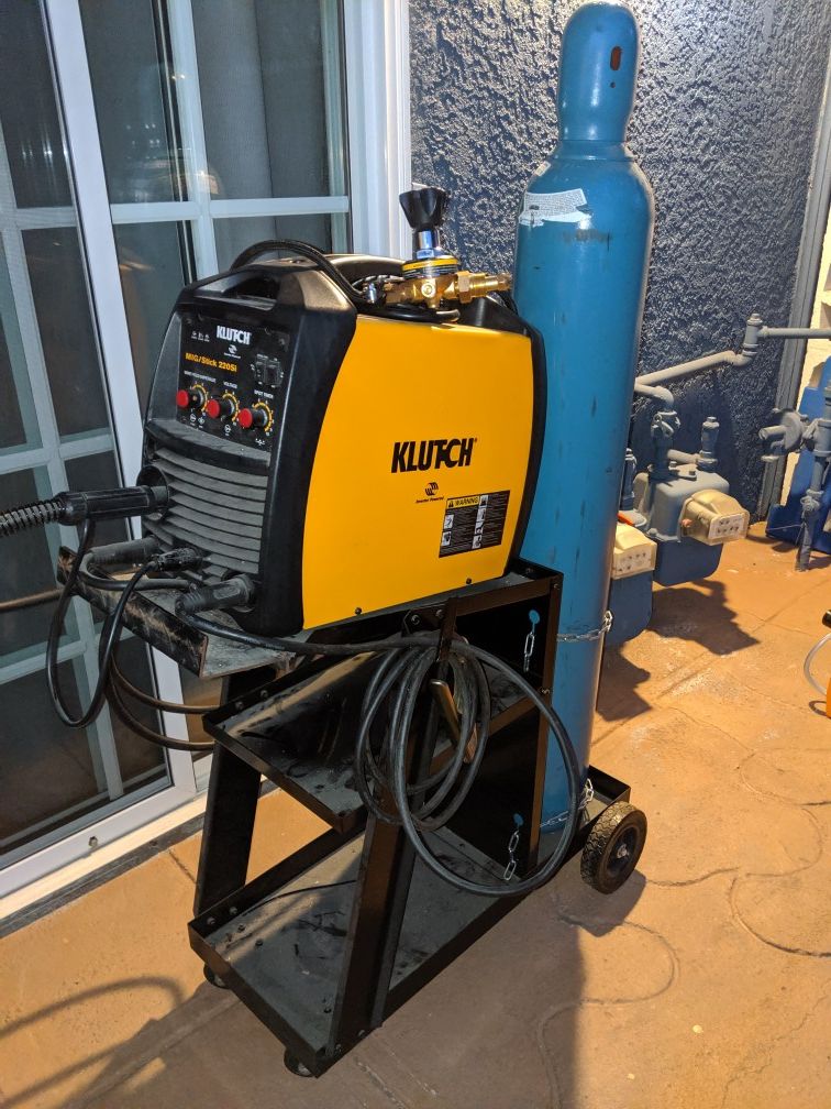 Klutch 220si multiprocess welder