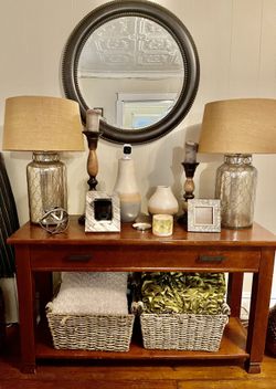 entry way table
