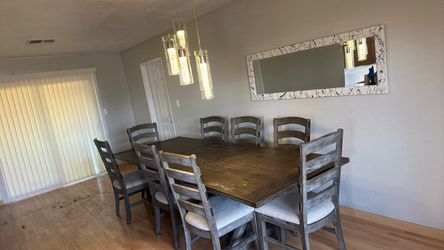 Dining room table