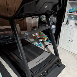 FREE !! Proform Carbon T-10 Treadmill - Not Working.