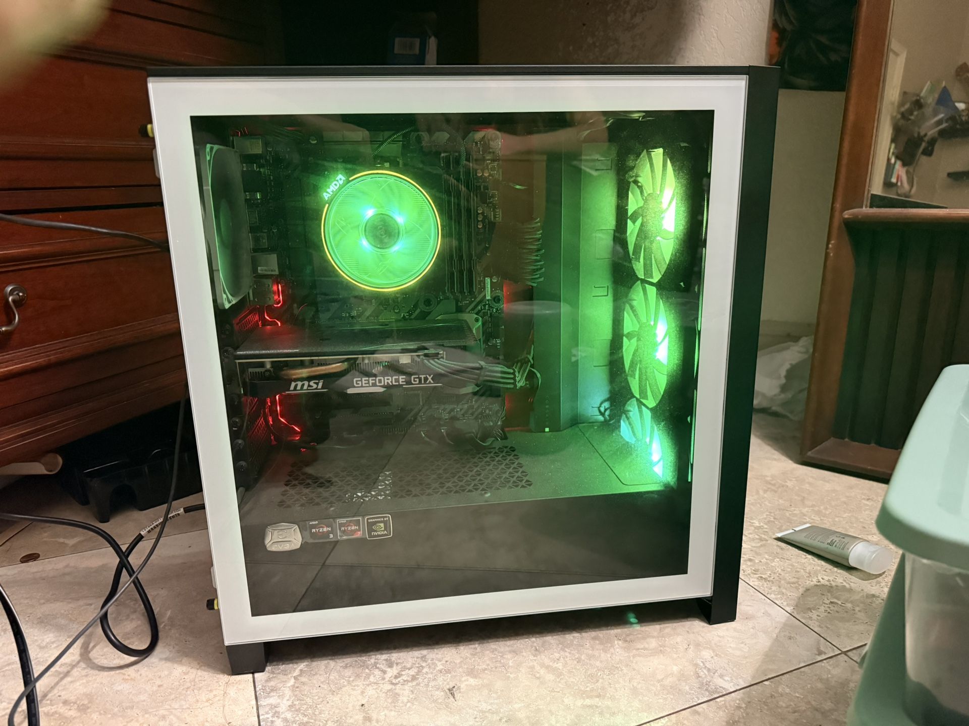 Custom Built White Gaming PC (AMD Ryzen 7, GTX 1660 Ti, 16GB RAM)
