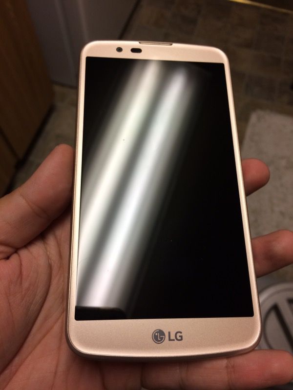 Unlocked LG gold Smartphone