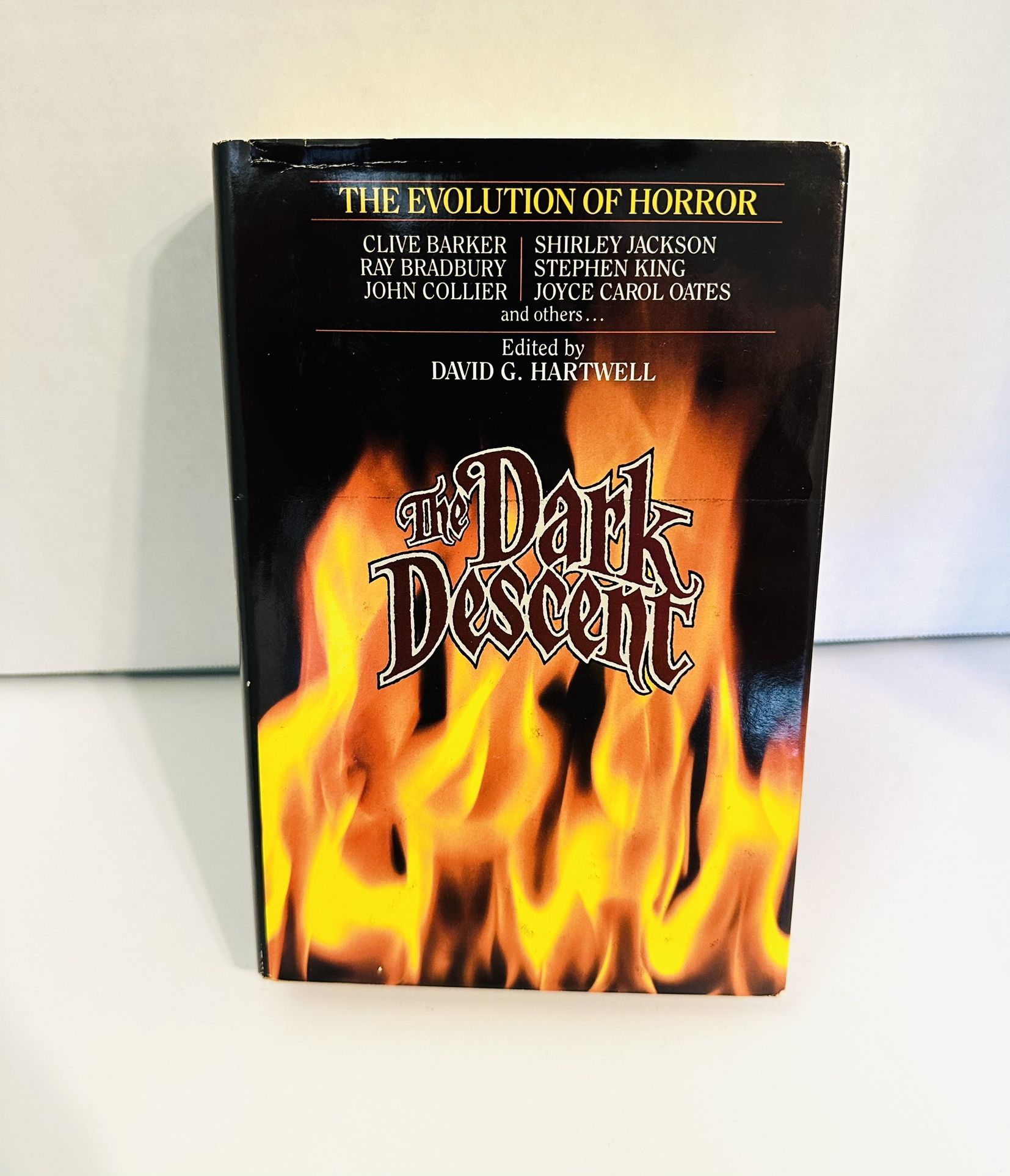 The Dark Descent The Evolution of Horror David G. Hartwell 1987 Edition