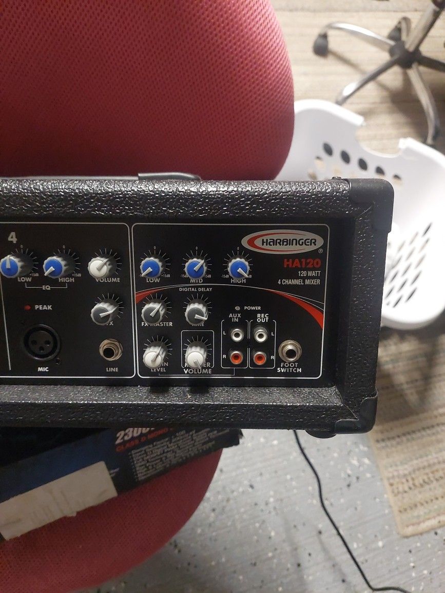 4 Channel Dj Amp