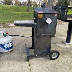 The “Original” Cajun Fryer By R&V Works FF2R-ST 4 Gallon 2 Basket Fryer – With Stand