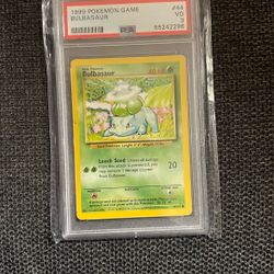 Bulbasaur 1999 Base SetCard : #44 PSA  3 