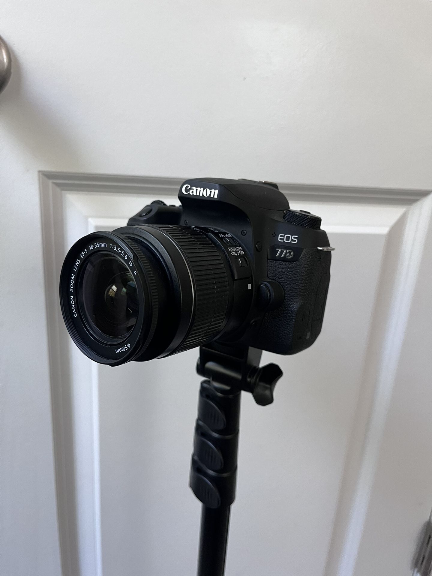 Canon 77D w/ 18-55mm Lens In Great Condition!