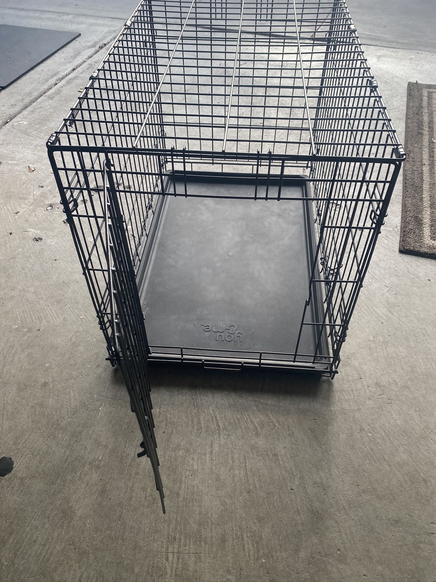 Dog crate Medium size