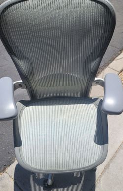 Herman Miller Aeron Silver Titanium Office Desk Gaming Chairs