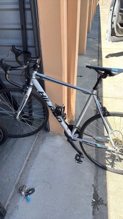 Hiland 700C racing bike