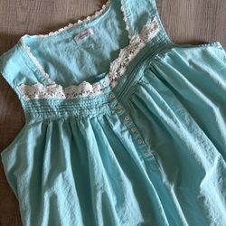 AOIIER  Long Nightgown Lace Ruffle Side Pockets Size XL Pretty!