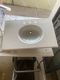 Bathroom sink
