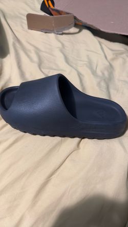 Yezzy slides