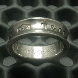 TIFFANY AND CO SILVER RING