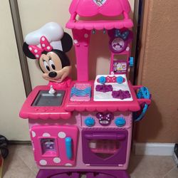 Minnie Mouse Kitchen 