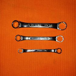 S-K SHORT ANGLED SIX POINT BOX END STANDARD WRENCHES