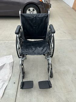 Drive wheelchair