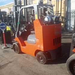 Forklift Toyota 7000# Triple Mast