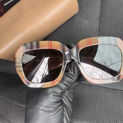 Designer Shades No Replicated Product serial number verified