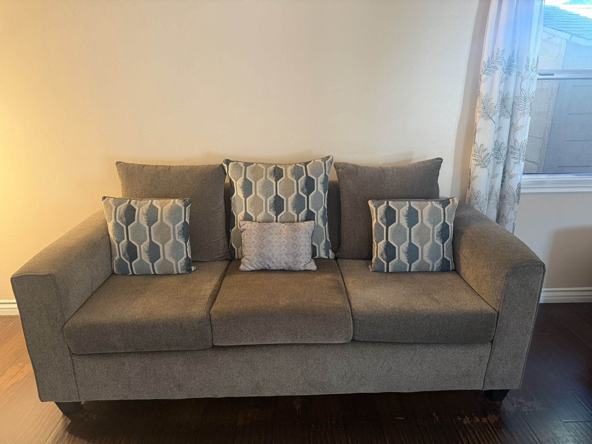 Sofa Set For SALE!!