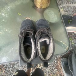 Men Uggs 